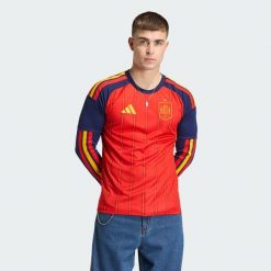 Koszulka podstawowa Hiszpania 26 Long Sleeve. Czerwone koszulki męskie z długim rękawem Adidas. Za 479.00 zł.