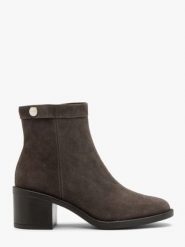 Brązowe botki welurowe na obcasie. Brązowe botki damskie Ryłko, ze skóry, eleganckie, za kostkę, bez obcasa, na obcasie, bez zapięcia. Za 429.99 zł.