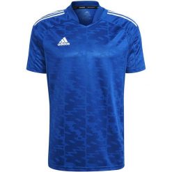 Koszulka męska adidas Condivo 21 Primeblue Jersey. Białe t-shirty sportowe męskie Adidas, m, z jersey, bez ramiączek, do piłki nożnej. Za 171.00 zł.