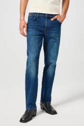 WRANGLER MĘSKIE SPODNIE JEANSOWE TEXAS AZURE FADE 112356864 W121017435. Niebieskie spodnie materiałowe męskie Wrangler, bez wzorów, z jeansu. Za 219.99 zł.