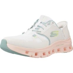 Kapcie SKECHERS GLIDE-STEP PRO Beżowy. Brązowe kapcie damskie Skechers, z tkaniny. W wyprzedaży za 390.00 zł.