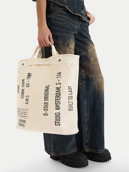 G-Star Raw Torebka EO-XC8537A Écru. Białe torebki klasyczne damskie G-Star Raw, bez wzorów, z materiału, bez dodatków. Za 144.99 zł.