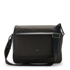 Emporio Armani Torba przez ramię Emporio Armani zielony - poliamid Torby na ramię 1 ct Męskie. Zielone torby męskie na ramię Emporio Armani, bez wzorów, z materiału, na ramię. Za 894.99 zł.
