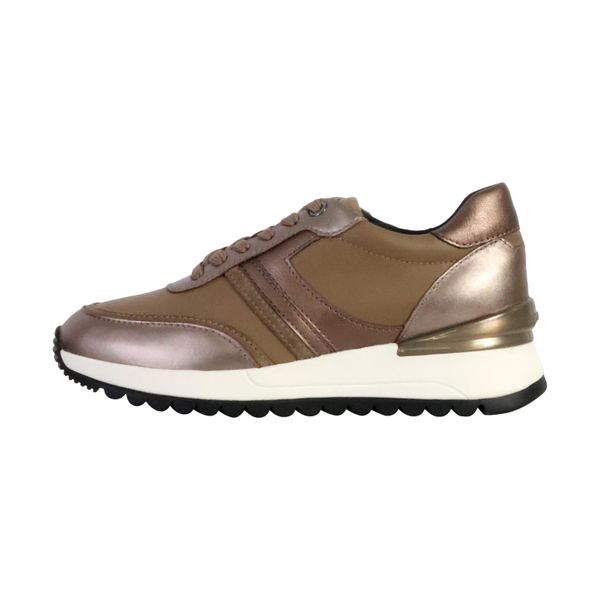Buty GEOX D DESYA Brązowy. Brązowe obuwie treningowe damskie Geox, do biegania. Za 372.99 zł.