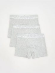 3 pack bokserek Long - jasnoszary. Szare bokserki męskie Reserved, bez wzorów. W wyprzedaży za 35.99 zł.