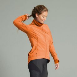 Kurtka zimowa rowerowa MTB damska Rockrider. Brązowe kurtki damskie ROCKRIDER, na zimę, m, bez wzorów, z materiału, bez kaptura. Za 299.99 zł.