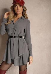 Szara Koszulowa Sukienka o Asymetrycznym Rozkloszowanym Kroju z Gumką w Talii Eloriana. Szare sukienki damskie Renee, na co dzień, bez wzorów, eleganckie, z asymetrycznym kołnierzem, bez ramiączek, mini, asymetryczne. W wyprzedaży za 59.49 zł.