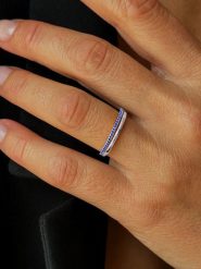 OR Carats Złoty pierścionek z kamieniami szlachetnymi rozmiar: 60. Niebieskie pierścionki damskie OR Carats, z szafirem, złote. Za 1,992.99 zł.