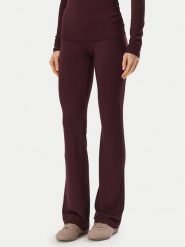 Guess Legginsy V6YB24 K4713 Bordowy Flare Fit. Czerwone legginsy damskie Guess, xxs, z aplikacjami, z syntetyku. Za 264.99 zł.