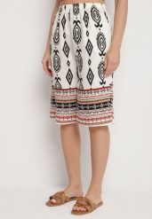 Jasnobeżowe Szorty z Wysokim Stanem i Wzorem Etno Filanetia. Brązowe szorty damskie Born2be, bez wzorów, eleganckie, z podwyższonym stanem. Za 34.99 zł.