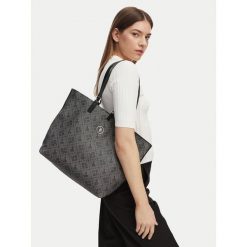 Torebka U.S. Polo Assn. Czarne torebki klasyczne damskie U.S. Polo Assn., bez wzorów, bez dodatków. Za 149.99 zł.
