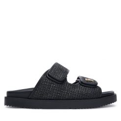 Klapki Tommy Hilfiger. Czarne klapki damskie Tommy Hilfiger, bez wzorów, bez obcasa. Za 529.99 zł.