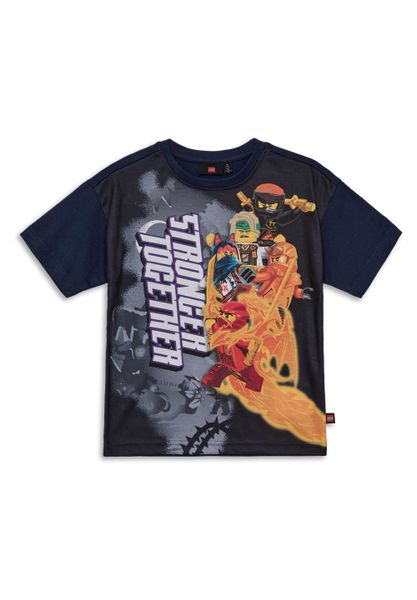 LEGO NINJAGO koszulka dziecięca Taffy 207, granatowa, krótki rękaw, duży nadruk. Niebieskie koszulki dziewczęce LEGO, s, bez wzorów, z bawełny, bez ramiączek. Za 54.99 zł.
