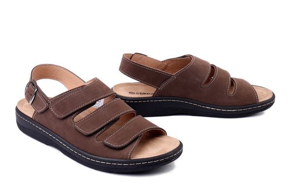 DR. BRINKMANN 610232-2 moro, sandały męskie. Brązowe sandały męskie Dr. Brinkmann, ze skóry, bez zapięcia. Za 384.90 zł.