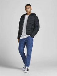Jack & Jones Kurtka pikowana w kolorze czarnym rozmiar: XXL. Czarne kurtki męskie Jack & Jones, xxl, bez wzorów, bez kaptura. Za 136.13 zł.