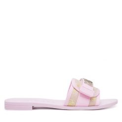 Klapki Guess. Czerwone klapki damskie Guess, z aplikacjami, bez obcasa. Za 419.99 zł.