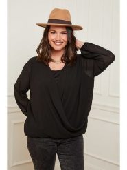 Curvy Lady Bluzka w kolorze czarnym rozmiar: 44/46. Czarne bluzki damskie Curvy Lady, bez wzorów, klasyczne, z asymetrycznym kołnierzem, bez ramiączek. Za 138.45 zł.