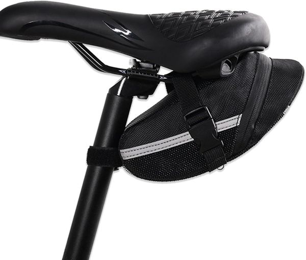 Sakwa podsiodłowa rowerowa 1,3 litra czarna wodoodporna torba rowerowa. Czarne torebki klasyczne damskie PROX, bez wzorów, bez dodatków. Za 89.00 zł.
