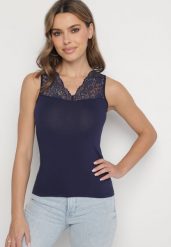 Granatowy Top z Bawełny z Koronką Arionor. Niebieskie topy damskie Born2be, l, bez wzorów, z bawełny, bez kołnierzyka. Za 19.99 zł.
