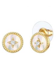 Lulu & Jane Pozłacane kolczyki-wkrętki z masą perłową i cyrkoniami rozmiar: onesize. Białe kolczyki damskie Lulu & Jane, z cyrkonią, metalowe. Za 43.99 zł.