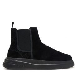 Sztyblety Guess. Czarne sztyblety męskie Guess, bez zapięcia. Za 674.99 zł.
