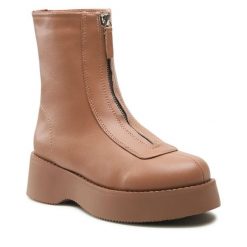 Botki Jenny Fairy. Brązowe botki damskie Jenny Fairy, bez obcasa, na płaskiej podeszwie, bez zapięcia. Za 119.97 zł.