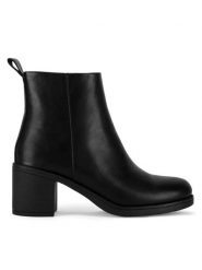 Clara Barson Botki WS5021-05 Czarny. Czarne botki damskie Clara Barson, ze skóry, bez obcasa, na słupku, bez zapięcia. Za 149.99 zł.