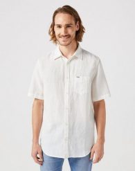 WRANGLER SS 1 PKT SHIRT MĘSKA KOSZULA ELEGANCKA WORN WHITE 112352187 W5K0016804. Białe koszule męskie Wrangler, m, bez wzorów, bez kołnierzyka, bez ramiączek. Za 139.99 zł.