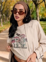 Koszulka z nadrukiem - beżowy. Brązowe t-shirty damskie Sinsay, l, bez wzorów, bez kołnierzyka. Za 25.99 zł.