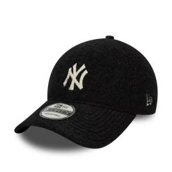 Czapka baseballowa New York Yankees New Era 9Forty Winter Borg. Czarne czapki męskie New Era, na zimę, bez wzorów, z materiału, eleganckie. Za 176.00 zł.