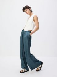 Levi's® Spódnica jeansowa 001VH-0002 Écru Regular Fit. Spódniczki damskie s, bez wzorów, z bawełny. Za 309.99 zł.