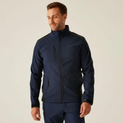 Softshell roboczy męski Sandstorm. Czerwone kurtki softshell damskie Regatta, m, bez wzorów, z softshellu, bez kaptura. Za 299.99 zł.