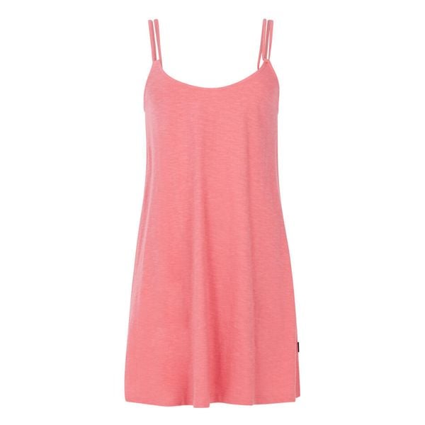 Sukienka damska Protest Cheecks. Czerwone sukienki damskie Protest, na lato, s, bez wzorów, sportowe, bez kołnierzyka, bez ramiączek, sportowe. Za 233.50 zł.