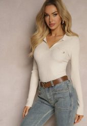 Jasnobeżowy Sweter Prążkowany z Modalem i Wiskozą Ozdobiony Kołnierzykiem Delanoriel. Brązowe swetry klasyczne damskie Renee, m, z jeansu, bez kołnierzyka. Za 69.99 zł.