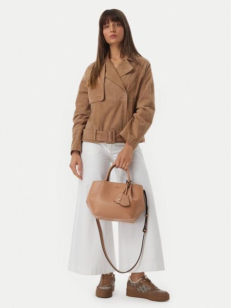Guess Torebka Amorette HWBG78 98060 Beżowy ciemny. Brązowe torebki klasyczne damskie Guess, z aplikacjami, ze skóry, bez dodatków. Za 607.99 zł.