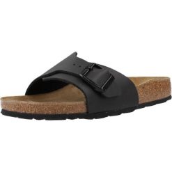 Klapki damskie Birkenstock Catalina. Czarne klapki damskie Birkenstock, bez wzorów, z materiału, bez obcasa. Za 499.00 zł.