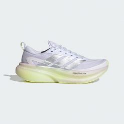 BUTY DO BIEGANIA SUPERNOVA GLIDE. Brązowe obuwie do biegania damskie Adidas. Za 569.00 zł.