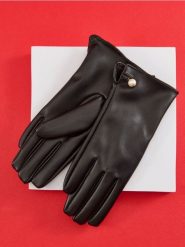 Rękawiczki z imitacji skóry - czarny. Czarne rękawiczki damskie Sinsay, bez wzorów, ze skóry. Za 29.99 zł.