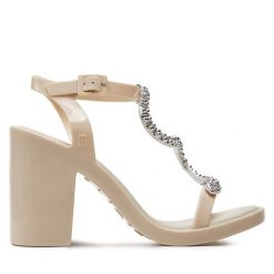 Sandały Melissa. Brązowe sandały damskie Melissa, bez wzorów, bez obcasa, na słupku. Za 429.99 zł.