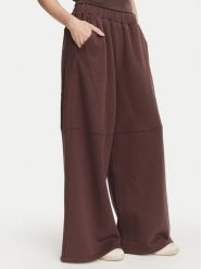 Kappa Spodnie dresowe 36226ZW Brązowy Oversize. Brązowe spodnie dresowe damskie Kappa, xl, bez wzorów, z bawełny. Za 179.99 zł.