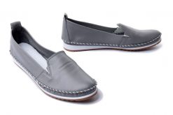 ARTIKER RELAKS 50C0997 grey, półbuty damskie. Szare półbuty damskie Artiker Relaks, bez wzorów, ze skóry, bez obcasa. Za 199.90 zł.