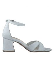 S.Oliver Sandały w kolorze błękitnym na obcasie rozmiar: 40. Niebieskie sandały damskie S.Oliver, bez wzorów, bez obcasa, na koturnie. Za 100.75 zł.