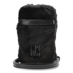 Czarna Elegancka Torebka Damska Pepe Moll. Czarne listonoszki damskie Pepe Moll, bez wzorów, bez dodatków. Za 159.00 zł.