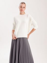 BGN Sweter w kolorze kremowym rozmiar: 36. Brązowe swetry klasyczne damskie BGN, z wełny, bez kołnierzyka. Za 83.42 zł.