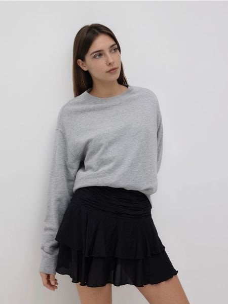 Spódnico-szorty z lyocellem - czarny. Czarne szorty damskie Reserved, bez wzorów, z lyocellu. Za 99.99 zł.