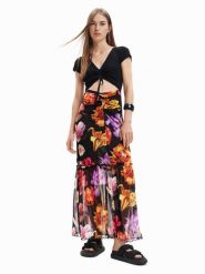 Desigual Sukienka codzienna MONSIEUR CHRISTIAN LACROIX Marsella 23SWVK36 Kolorowy Regular Fit. Sukienki damskie Desigual, na co dzień, m, bez wzorów, z syntetyku, bez kołnierzyka, bez ramiączek, proste. Za 319.99 zł.