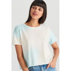 T-shirt z motywem tie-dye - Wielobarwny. T-shirty damskie Reserved, l, bez wzorów, bez kołnierzyka. Za 49.99 zł.