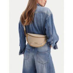 Torebka Badura. Brązowe torebki klasyczne damskie Badura, bez wzorów, bez dodatków. Za 179.99 zł.