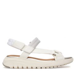 Sandały Geox. Białe sandały damskie Geox, bez wzorów, bez obcasa, na płaskiej podeszwie. Za 419.99 zł.