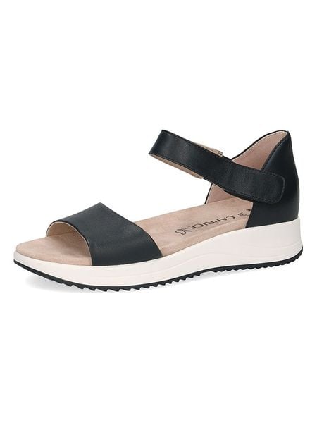 Caprice Skórzane sandały w kolorze granatowym rozmiar: 37. Niebieskie sandały damskie Caprice, bez wzorów, bez obcasa. Za 114.44 zł.